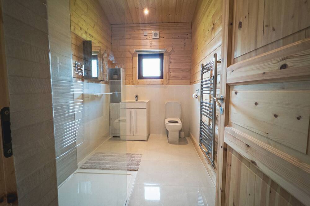 Sundance Lodge - Spacious Lodge - Hot Tub! in Northumberland