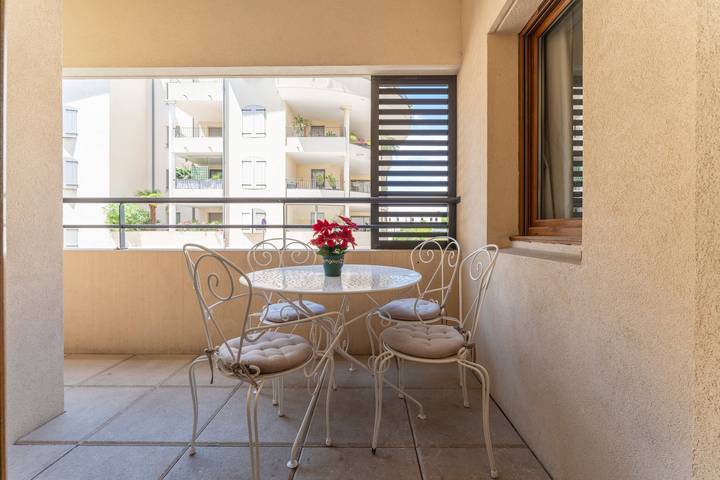 Appartamento intero, Appartamento 'Des Cedres' con piscina condivisa, Wi-Fi e aria condizionata in Uzès, Nimes e dintorni