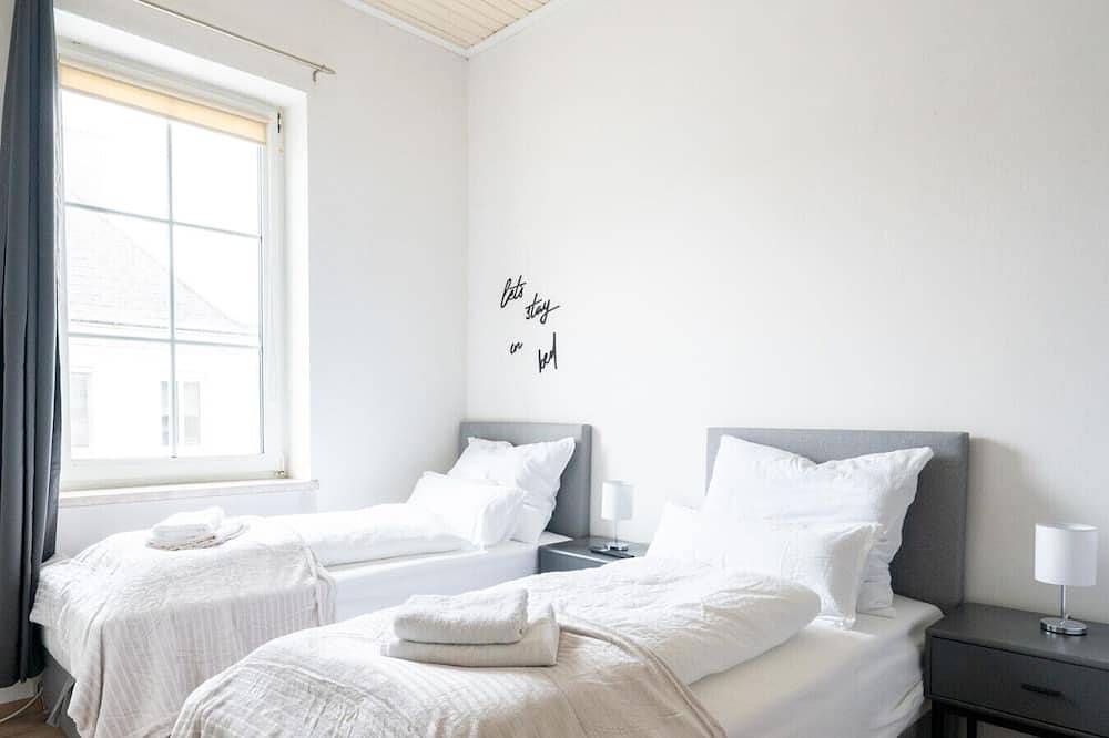 Ganze Wohnung, 70 m² • 3 Bedrooms • Balcony • Near Uni • Netflix in Leoben, Östliche Obersteiermark