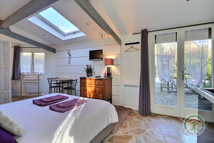 Gîte pour 2 personnes, avec jardin, animaux acceptés à Mont-Dol - 2