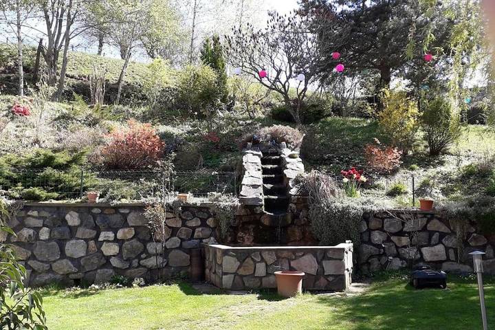 Location de vacances pour 9 personnes, avec vue et jardin dans Pierre-Châtel - 4