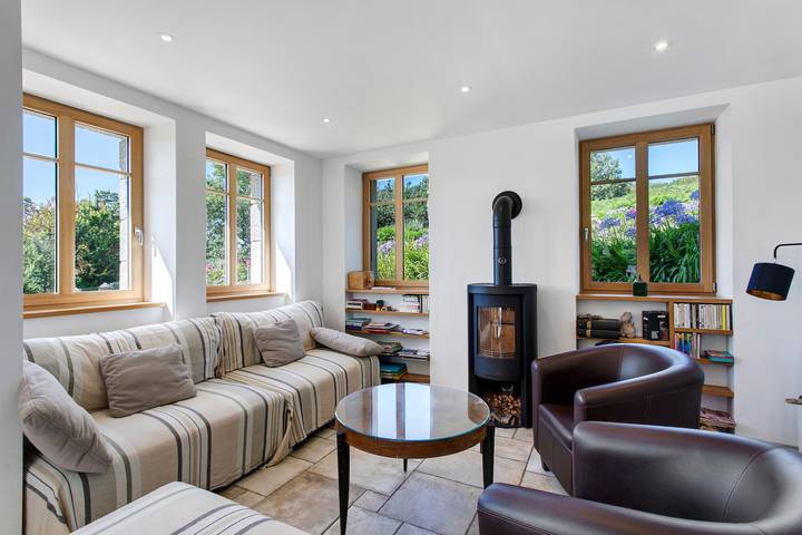 Maison de vacances 'Bréhat Bord de Mer - Villa San Denn' avec jardin privé et Wi-Fi in Île-de-Bréhat, Côte de Goëlo