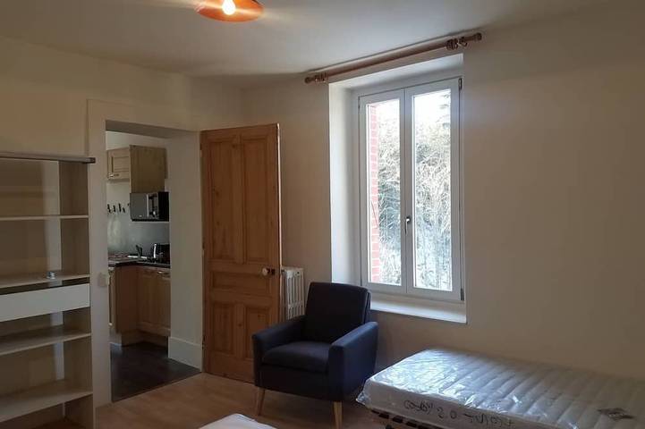 Gîte pour 7 personnes, avec jardin, animaux acceptés à Montperreux - 2