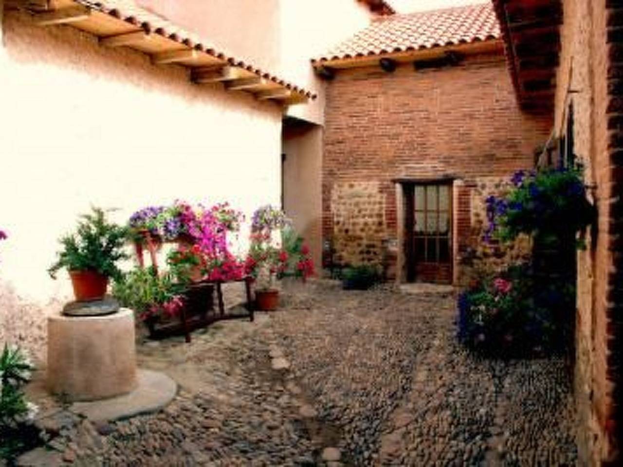 Bauernhof "El Rincon del Orbigo". in Santa Marina del Rey, Cordillera Cantábrica