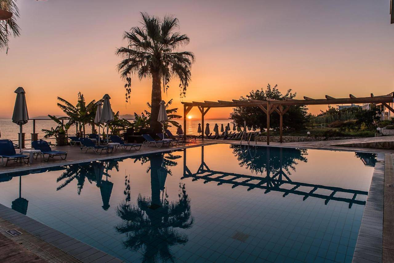 Belussi Beach Hotel & Suites in Drosia (Zante), Kipseli