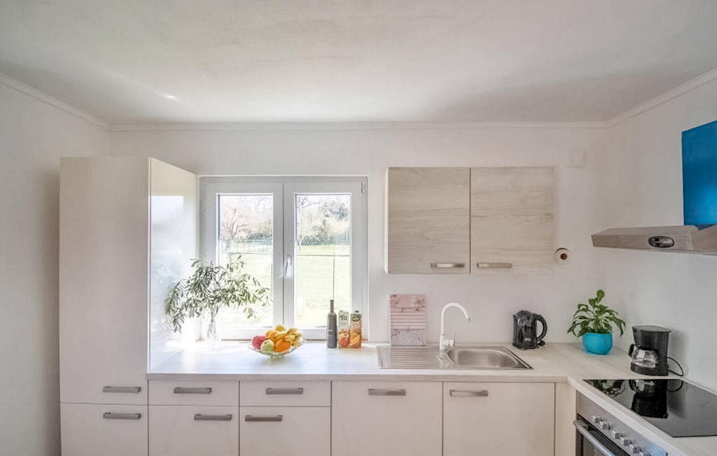 Modernes Apartment mit Pool, Terrasse und WLAN – 1,5 km vom Strand entfernt in Rovinj, Rovinj und Umgebung