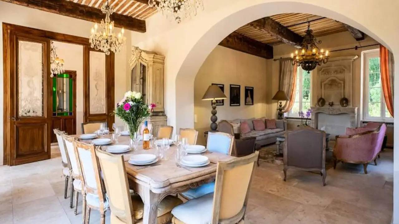 Appartement de vacances entier, Ferienwohnung für 16 Personen (500 m²) in Ventabren in Ventabren, Côte méditerranéenne (France)