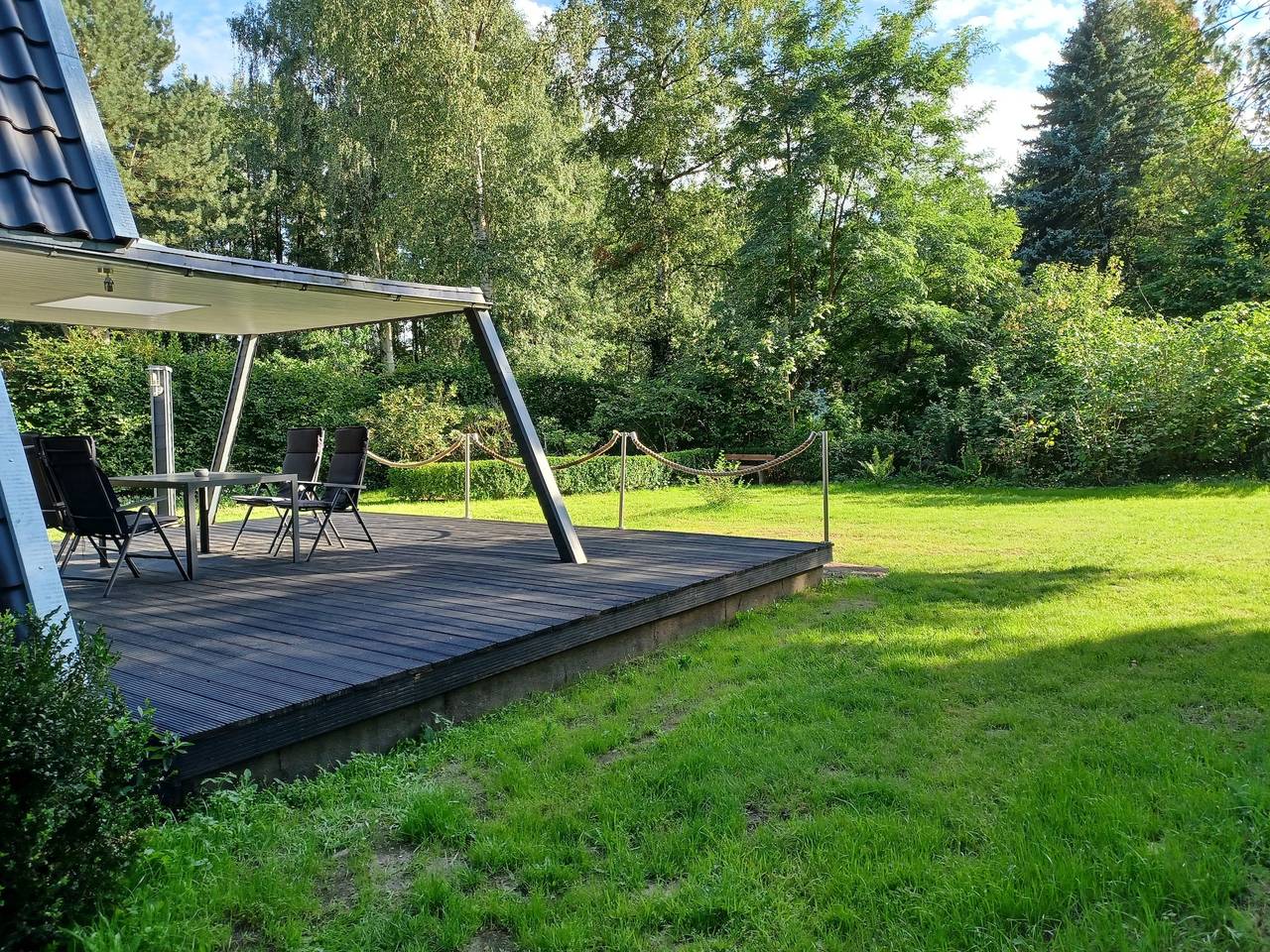 Ferienhaus bis 25cm Höhe erlaubt! in Dannenberg, Elbtalaue