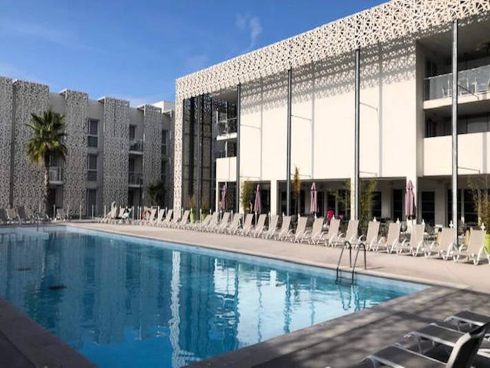 Gîte pour 6 personnes, avec terrasse et piscine, animaux acceptés dans Plage du Grau d'Agde - 2