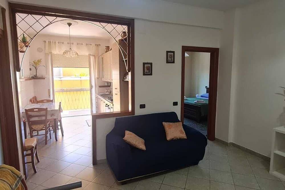 Cozy apartment 5 minutes from the train station  in Sapri, Cilento
