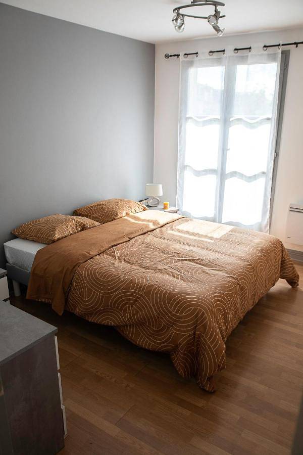 Appartement entier, One-Bedroom Apartment in Mantes-la-Jolie, Yvelines