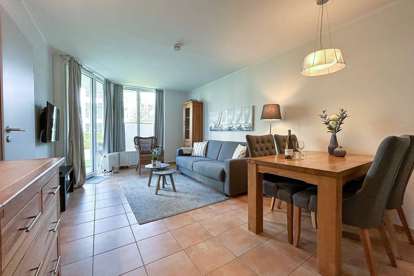 Ganze Wohnung, Ferienwohnung 11 mit Terrasse und Strandkorb am Strand, Haus Hohe Worth Duhnen in Duhnen, Cuxhaven