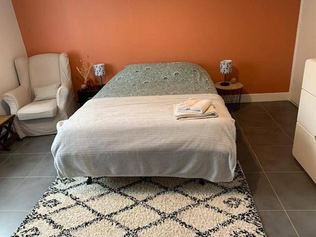 Gîte pour 2 personnes, avec Terrasse à Anse - 2