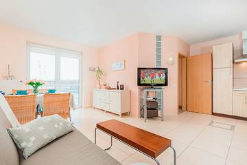 Holiday Apartment for 4 People in Kołobrzeg, Polish Baltic Sea Coast, Photo 3
