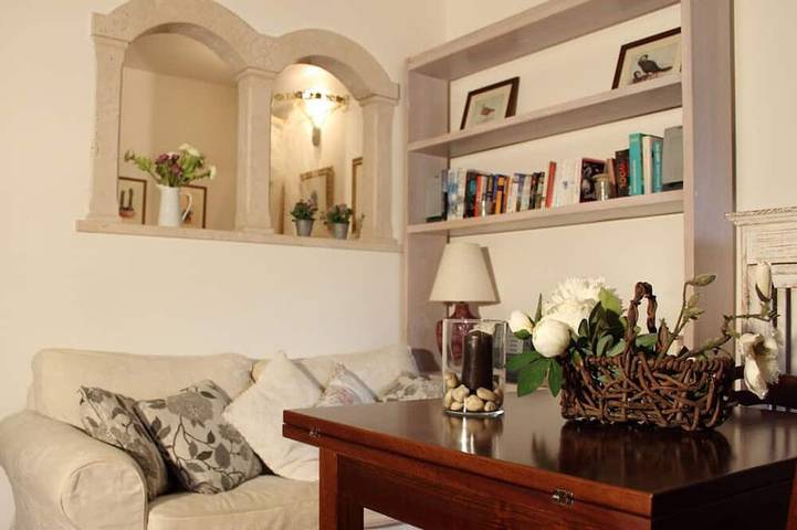 Cozy cottage for two in gorgeous property with beautiful swimming poo in Spoleto, Perugia Provinz
