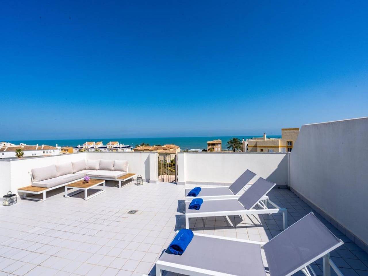 Entire apartment, Dunas Plus Penthouse in Oliva, Costa Blanca