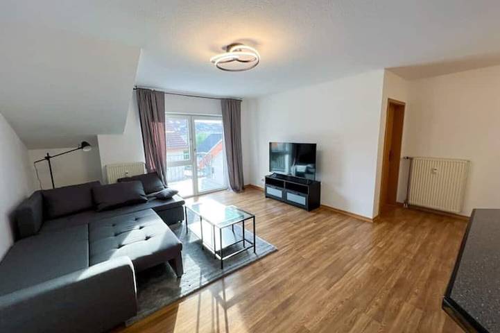 Appartamento intero, Casa Sali - quiet, modern vacation apartment near Heidelberg with balcony & parking space in Leimen, Pianura del Reno