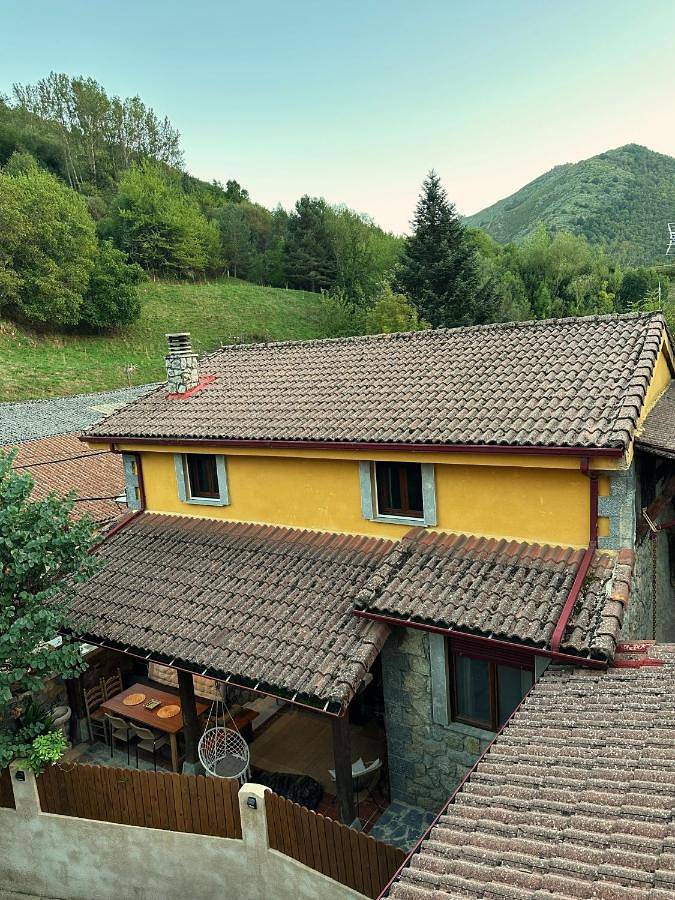 Casa rural para 6 personas, con Terraza además de Jardín y Vistas en Parque Regional de la Montaña de Riaño y Mampodre - 2