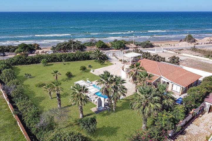 Villa per 8 persone, con giardino in Santa Maria del Focallo