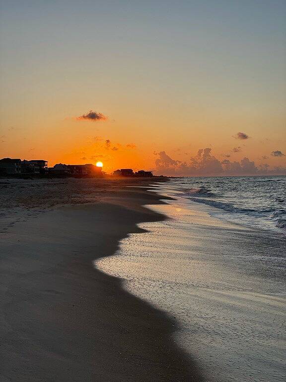 Vacation rental for 6 people, with balcony and yard, with pets in St. George Island
