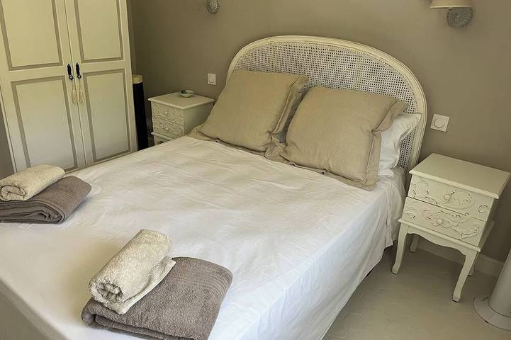 Location de vacances pour 6 personnes, avec jardin et balcon, animaux acceptés à Bargemon - 4