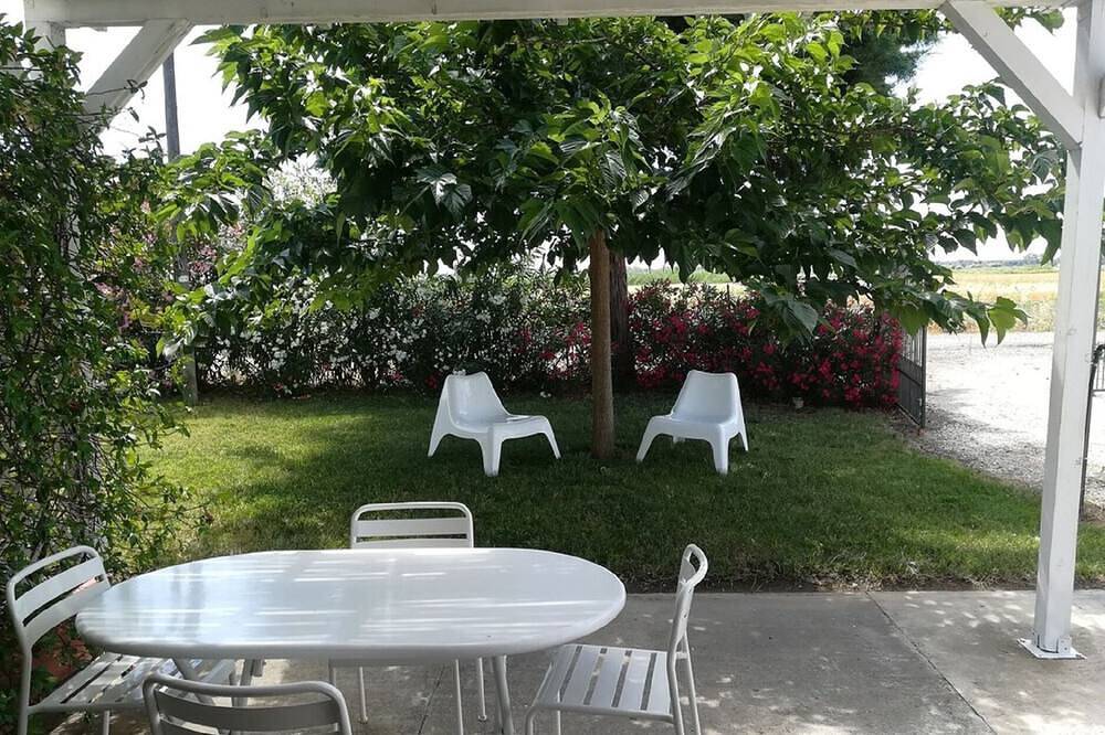 Villa a 2,5 km dal mare,  unita 2 in Pisticci, Golfo di Taranto