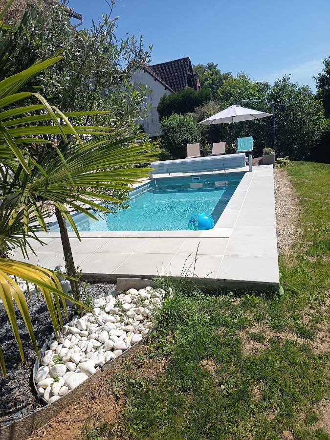 Chambre d’hôte pour 3 personnes, avec piscine ainsi que jardin et vue dans Yonne - 3