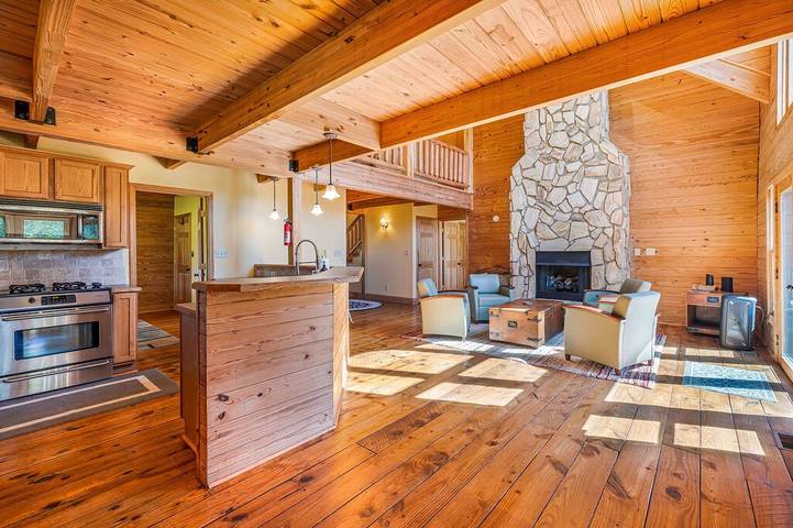 Barn for 12 people, with yard in 