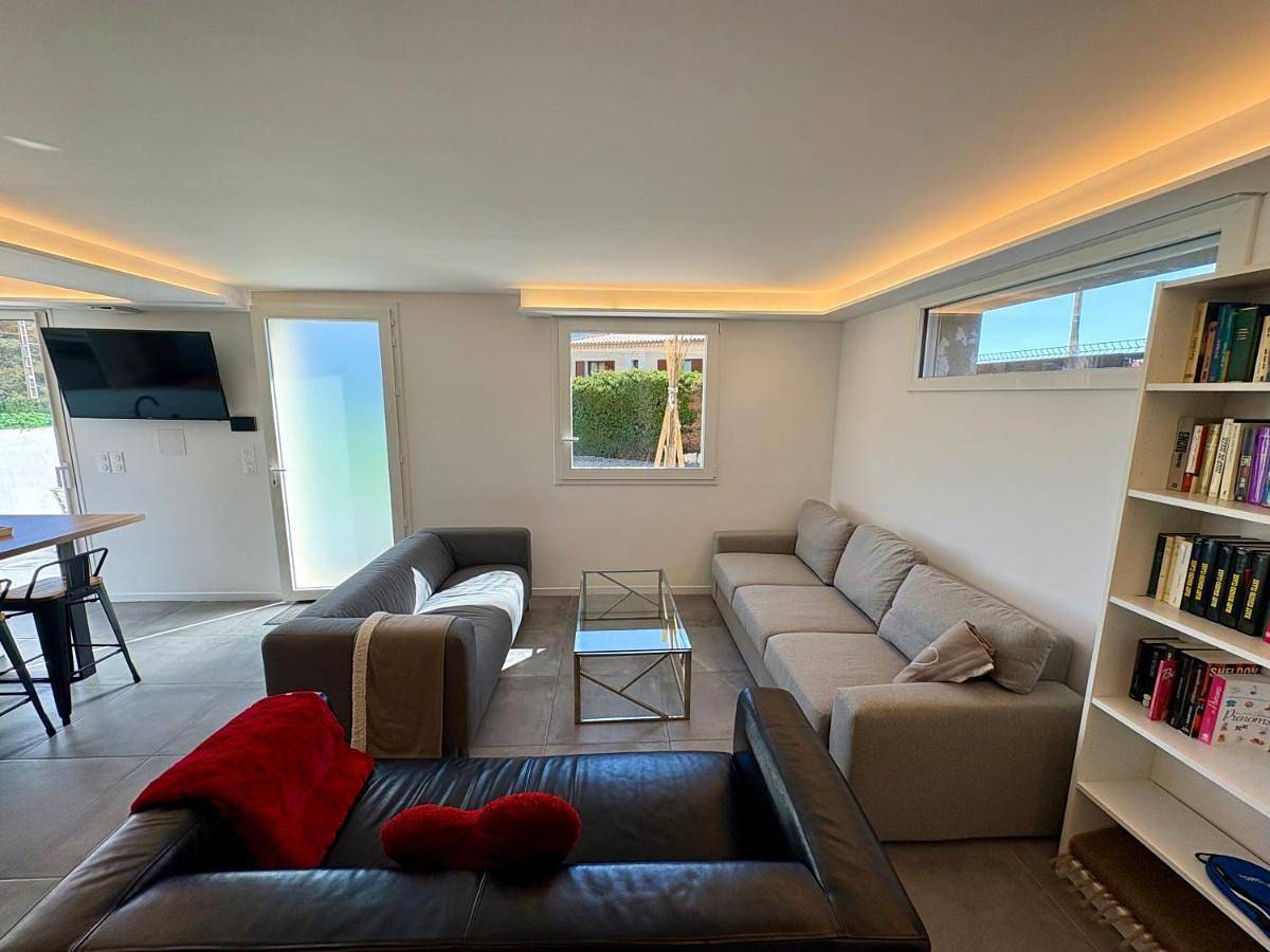 Modern Villa - Mountain Views - Terrace in Colomars, Côte méditerranéenne (France)