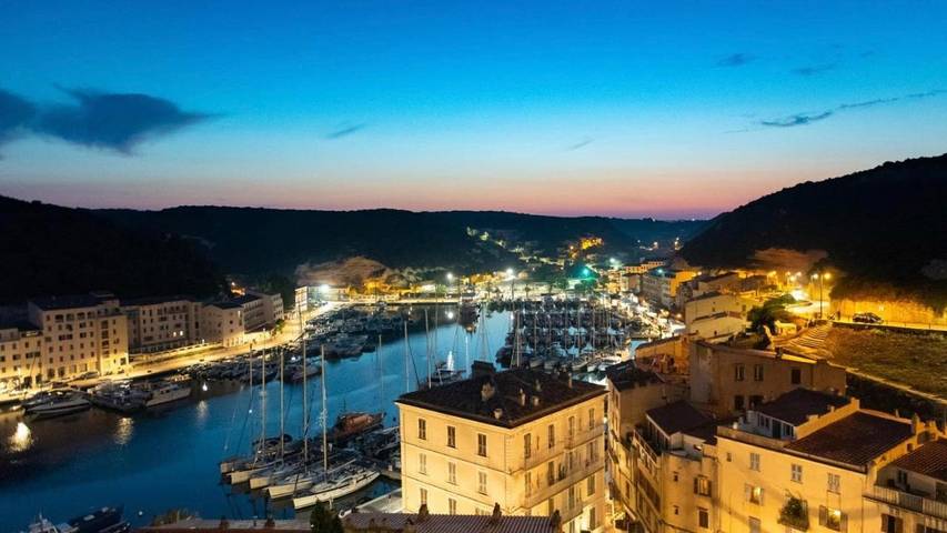 Gîte pour 4 personnes, avec vue dans Citadelle De Bonifacio - 2