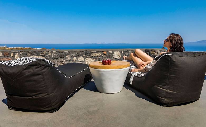 Villa pour 2 personnes, avec vue sur l’océan et piscine à Santorin - 3