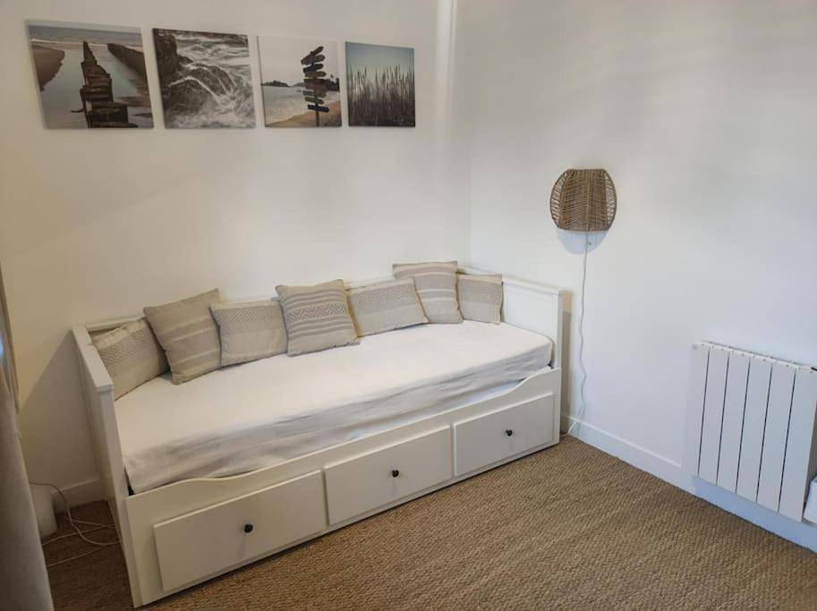 Three-Bedroom House in Marlieux, Région de Bourg-en-Bresse