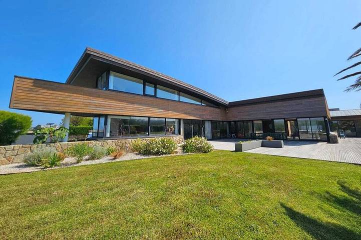 Cottage pour 8 personnes, avec jardin dans Plage du Laber
