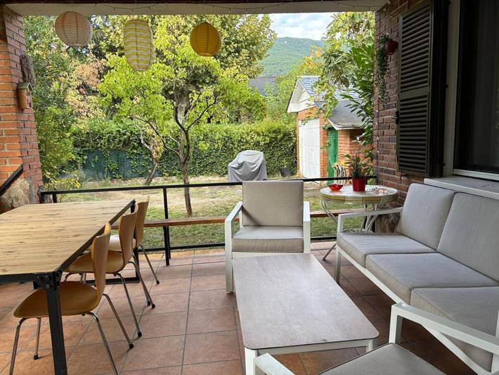 Location de vacances pour 9 personnes, avec Balcon et Terrasse ainsi que Jardin et Piscine à La Adrada - 3