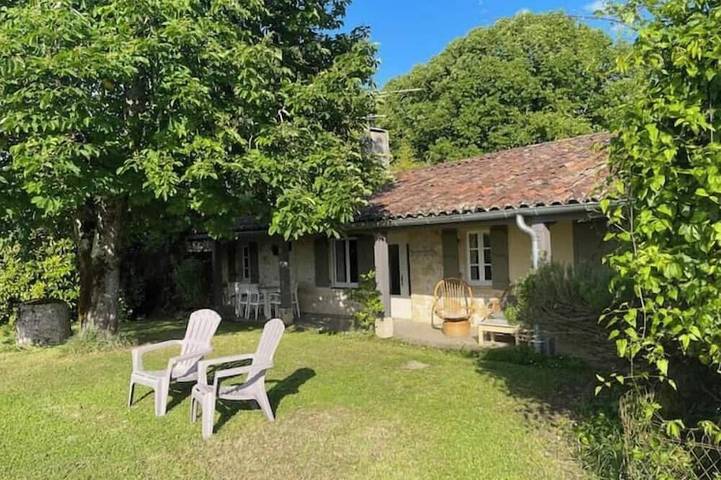 Location de vacances pour 10 personnes, avec Jardin et Piscine à Béraut