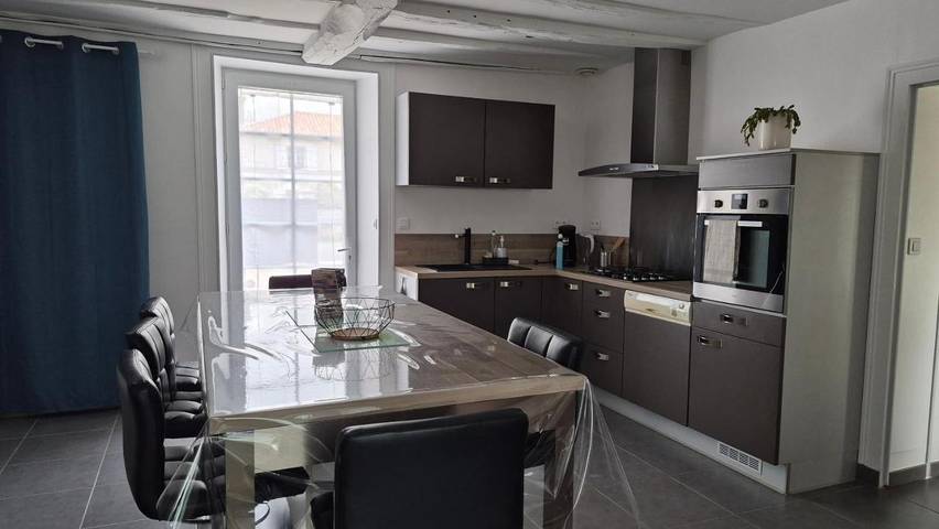 Location de vacances pour 2 personnes, avec Terrasse à Vouzan
