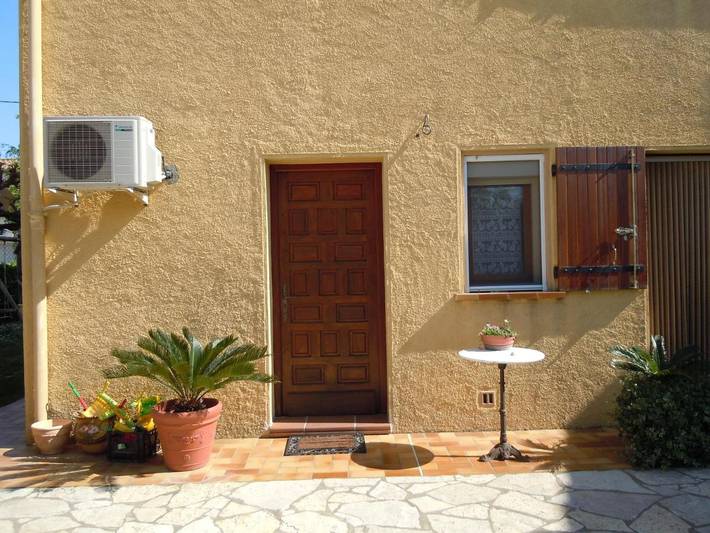 Gîte pour 2 personnes, avec jardin et vue à Saint-Jean-Pla-de-Corts