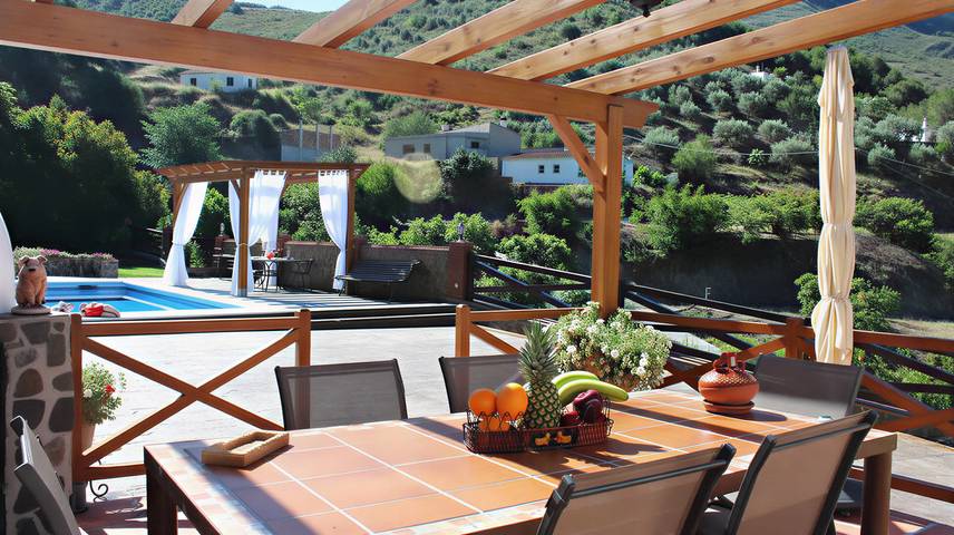 Casa rural para 5 personas, con jardín y terraza en Nerja - 2