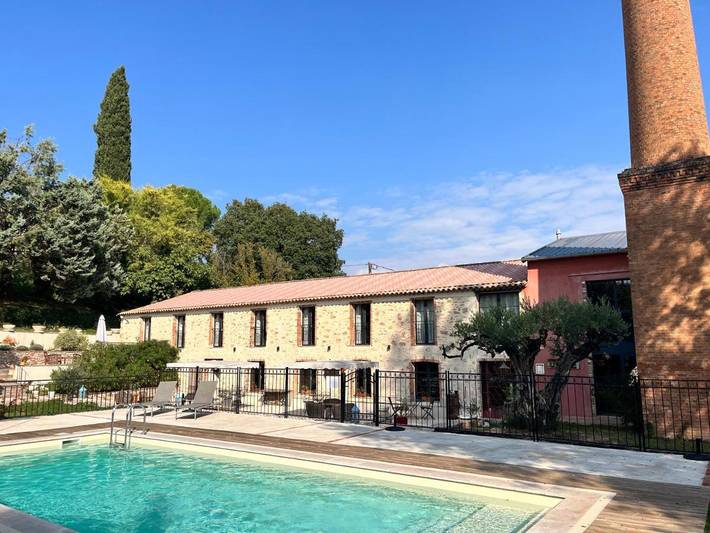 Appartement de vacances pour 2 personnes, avec jardin ainsi que vue et piscine