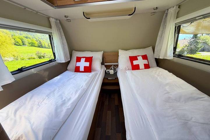 Concierge, Idyllic Farm, Scenic Views by Swisshut in Sigriswil, Thunersee