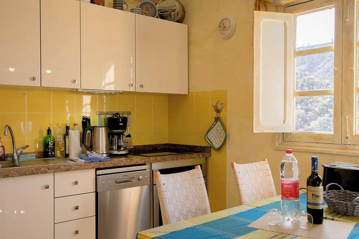 Casa rural para 4 personas, con piscina y jacuzzi en El Jaral