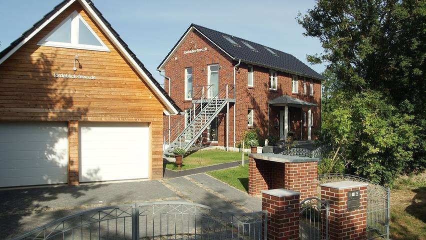 Ferienwohnung für 4 Personen, mit Sauna und Garten sowie Balkon in Heikendorf - 3