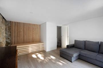 Villa for 24 People in Vila Boa do Bispo, Northern Portugal, Photo 2