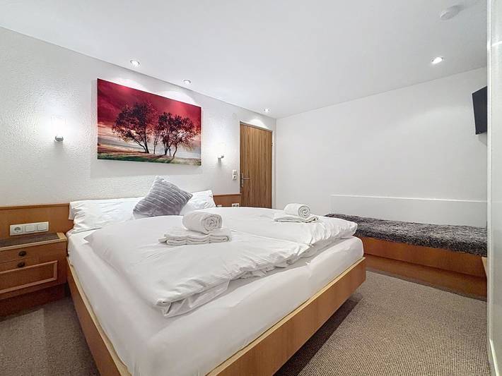 Ganze Wohnung, Susi in See, Verwall