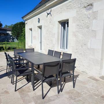 Gîte pour 10 personnes, avec jardin et terrasse à Selles-sur-Cher