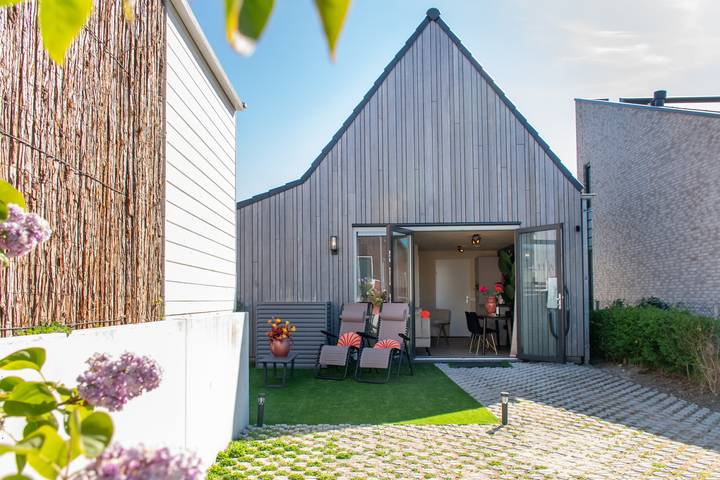 Ferienhaus für 4 Personen, mit Terrasse und Garten in Domburg