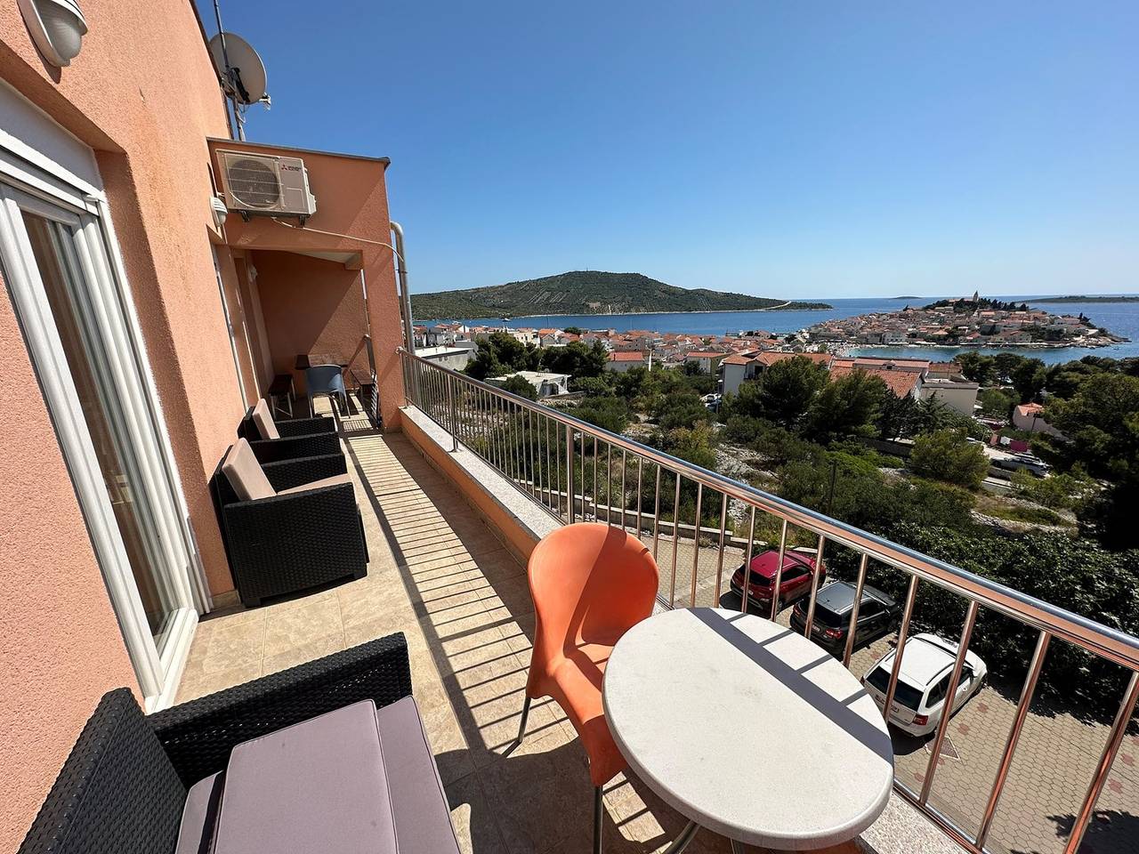 Entire apartment, Penthouse Apartment with sea view in Primosten, Šibenik-Knin