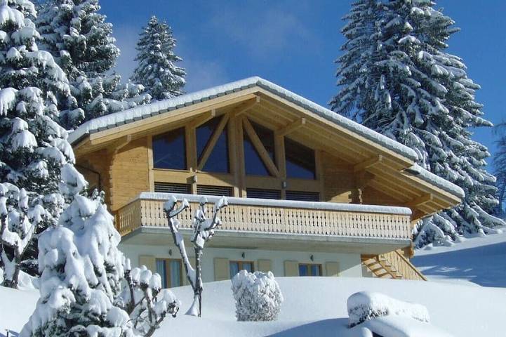 Chalet for 10 people, with balcony and garden - 1