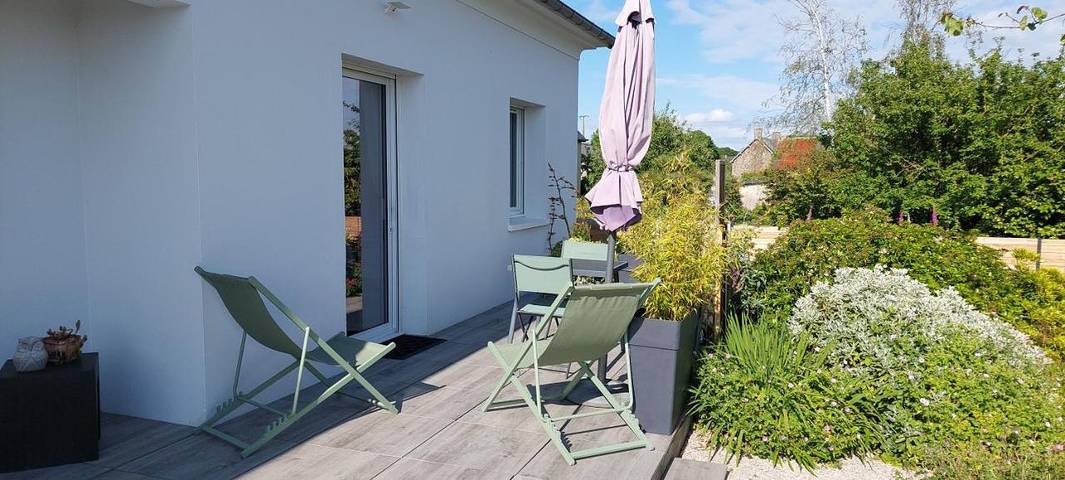Gîte pour 2 personnes, avec Terrasse ainsi que Jardin et Vue à Saint-Planchers