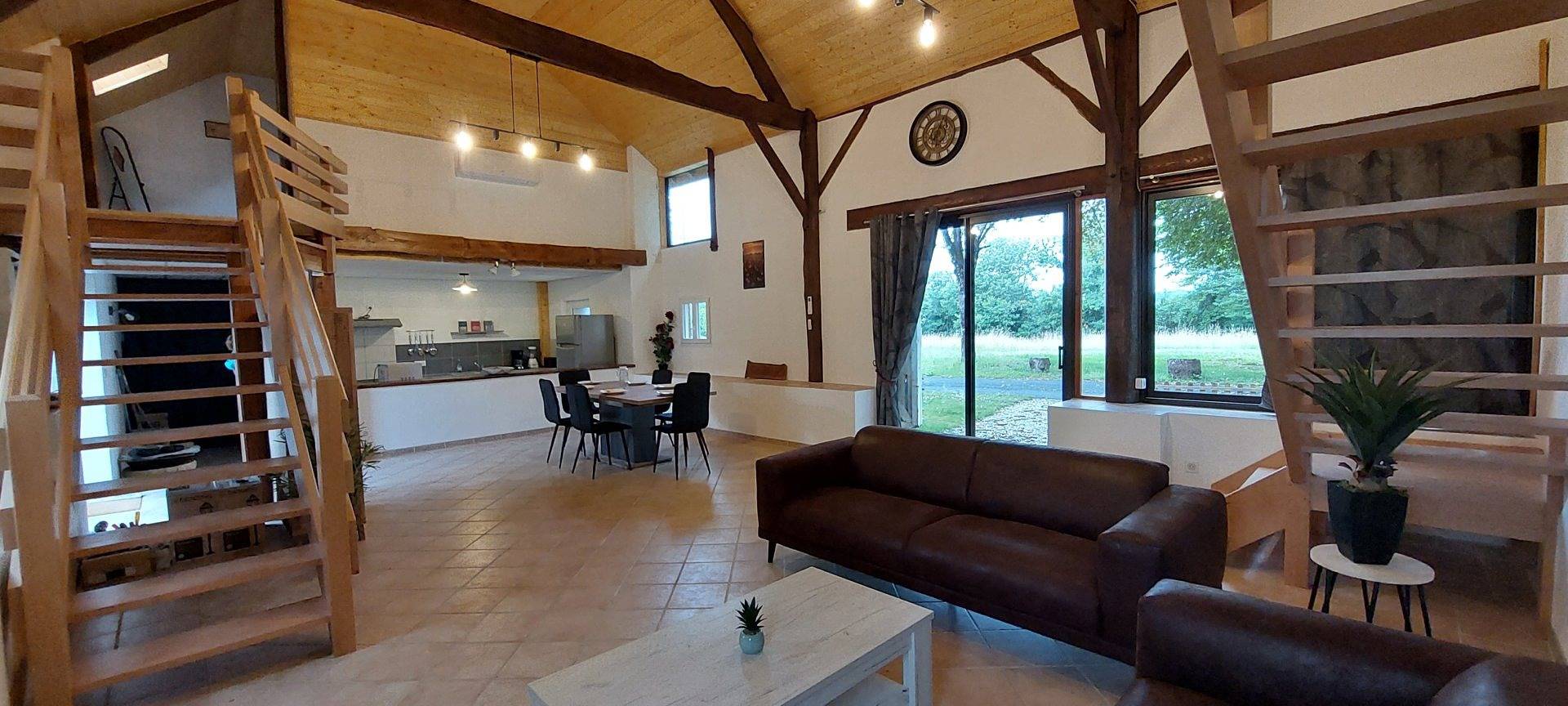 "La Grange", grand gîte de charme (5/7 pers.) in Vézac, Périgord Noir